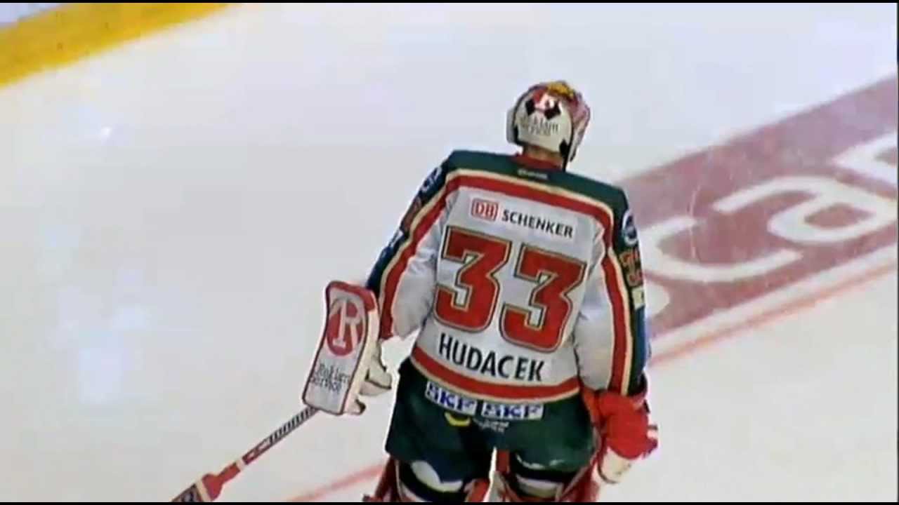 Julius Hudaceks dundertabbe mot Modo 13/10-12 [HD] Goalie Gaffe against Modo