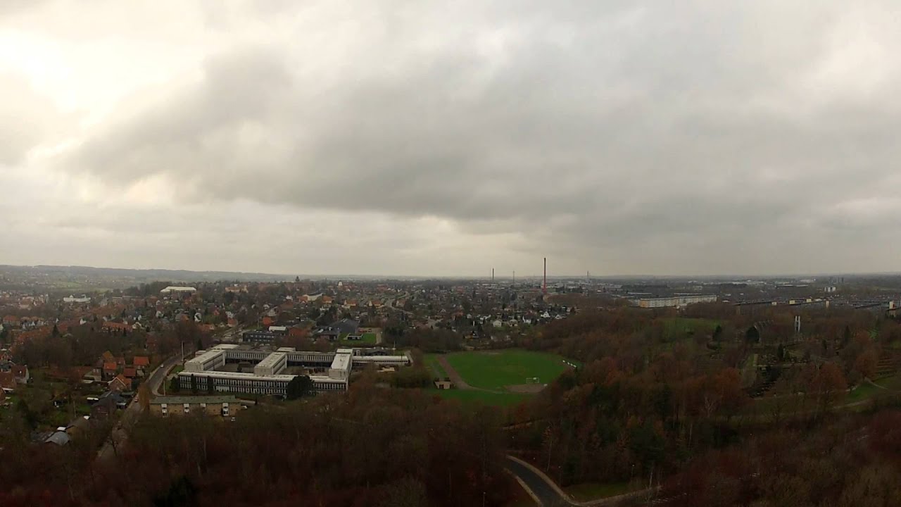 Vejrballon kortdage 2011 - Drone fra LE34 filmer vejrballon launch 1080