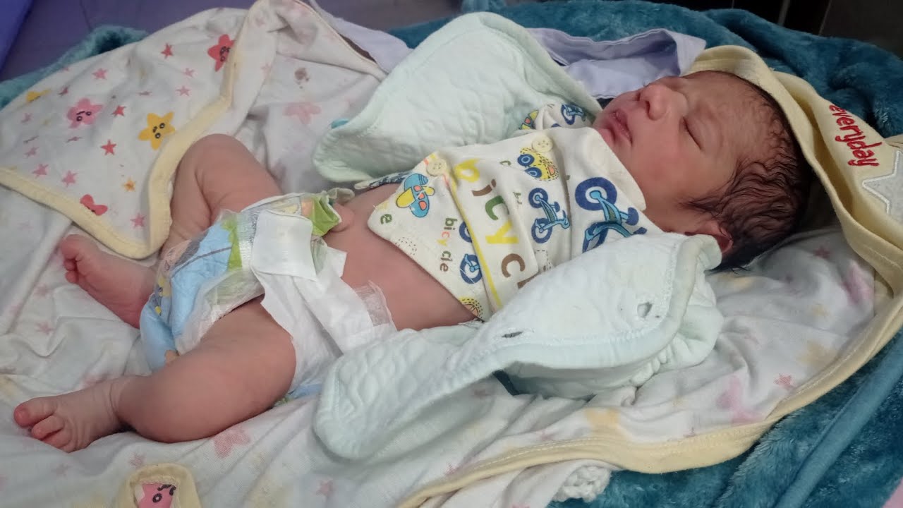 Newborn Baby Admit in NICU | Suction Procedure | RBS Checkup | Warmer Care Complete Guide
