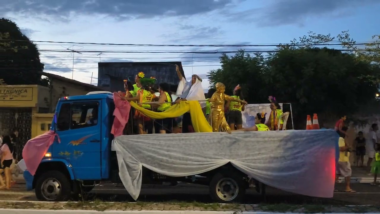 Bloco da vaca atolada no carnaval de Teresina 2026