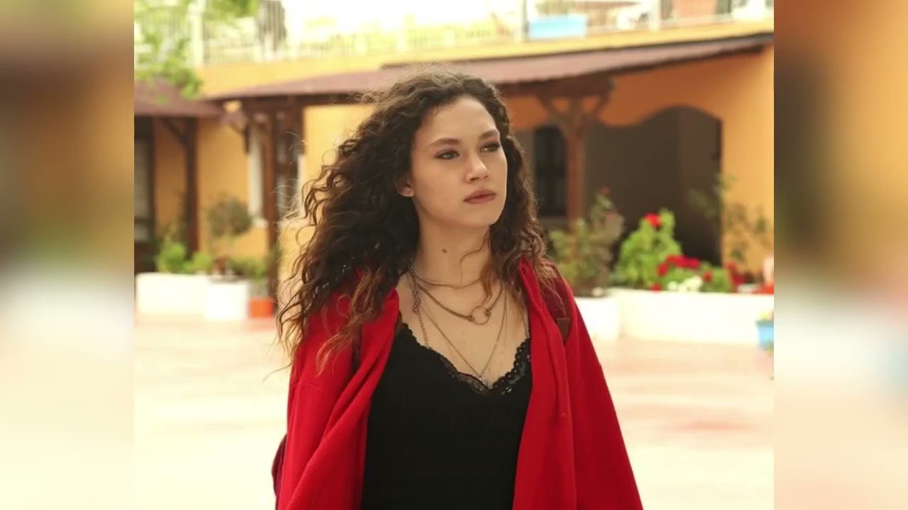Melisa Şenolsun💙