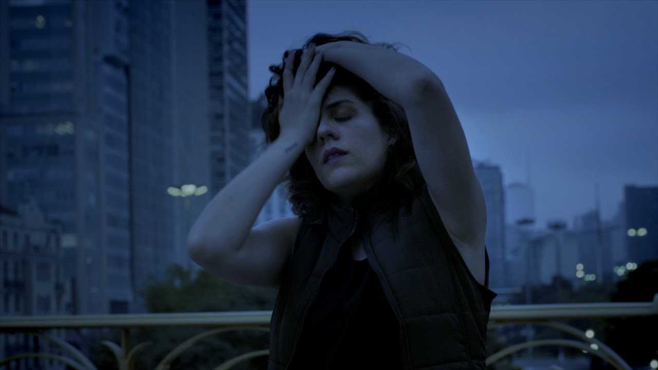 30 anos | Julia Branco (Clipe)