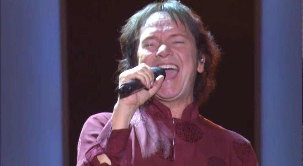 Pooh - Stare senza di te (Live 2009 - Tour ANCORA UNA NOTTE INSIEME)