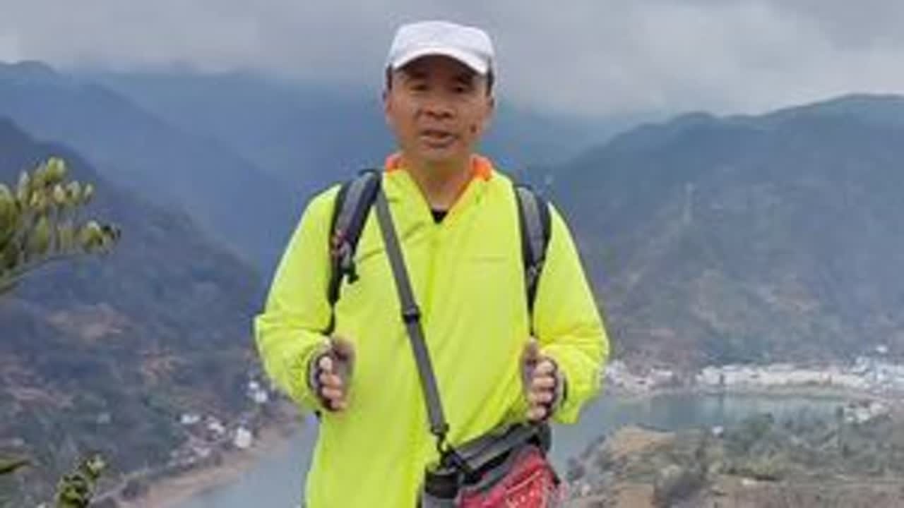 走柑橘步道，赏新安山水。柑橘步道，位于安徽省黄山市歙县新溪口乡新溪口村，全程穿越大概7公里左右。整条步道围绕着新安江山水画廊流域，是当地农民采摘运输茶叶柑橘的徒步山道。百亩茶园，千亩橘林。高山村...