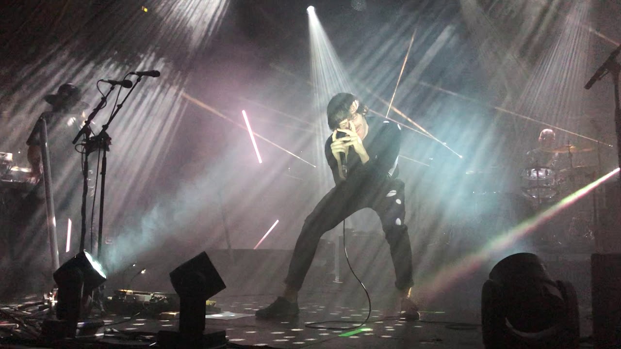 Archive Lyon Transbordeur « Again » le 18/11/19
