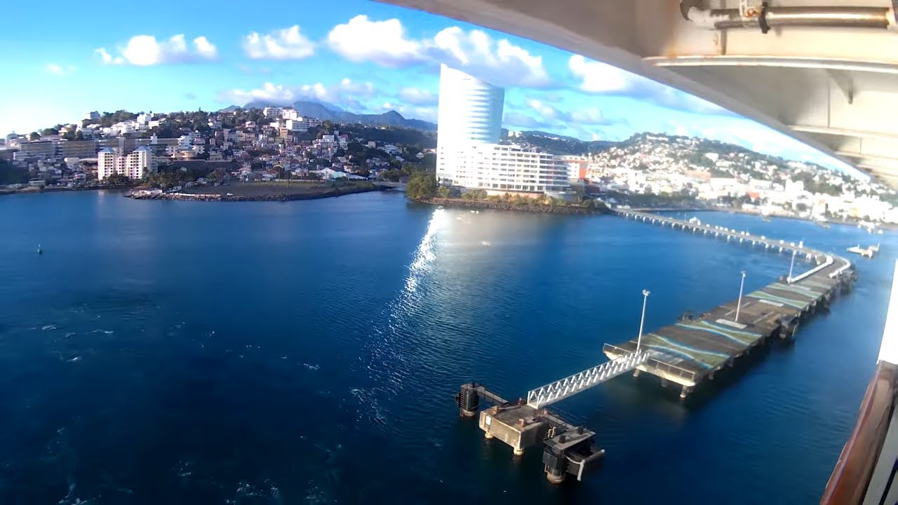 Martinique Sail Away
