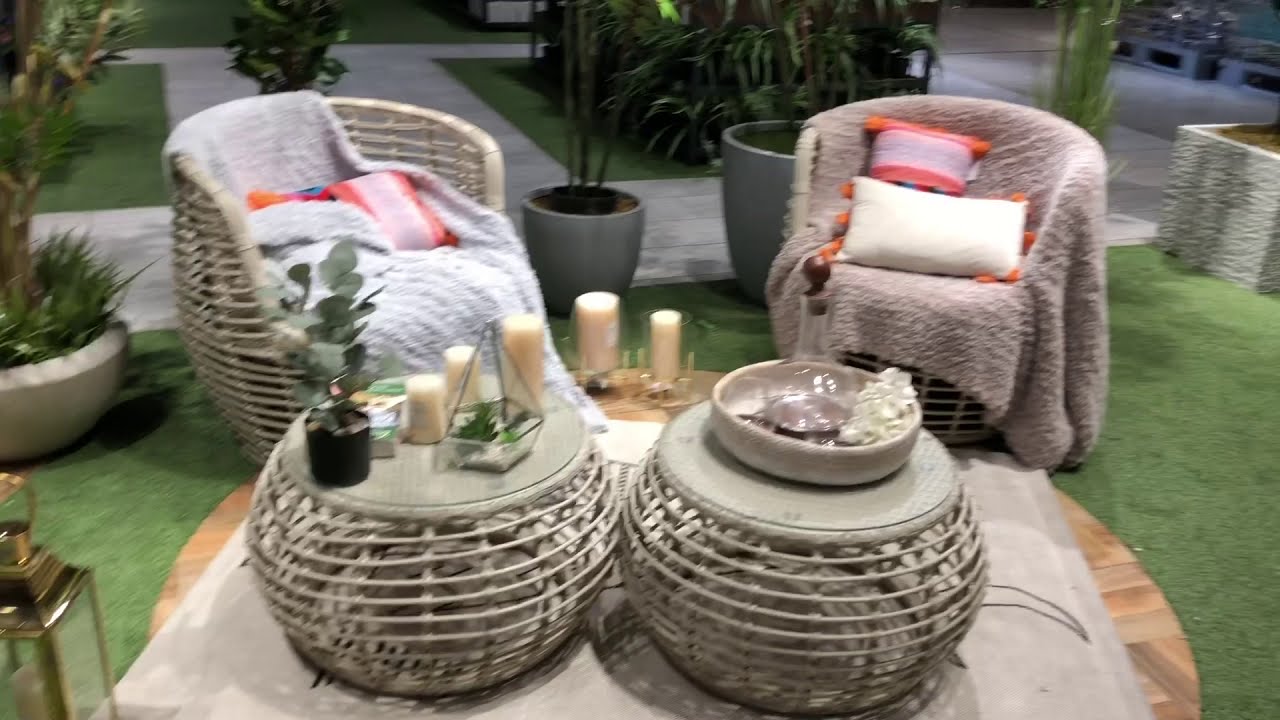 جولة في متجر ابيات جدة متجر ابيات للأثات المنزلي ومواد التشطيب والمطابخ والحمامات والأبواب والنوافد