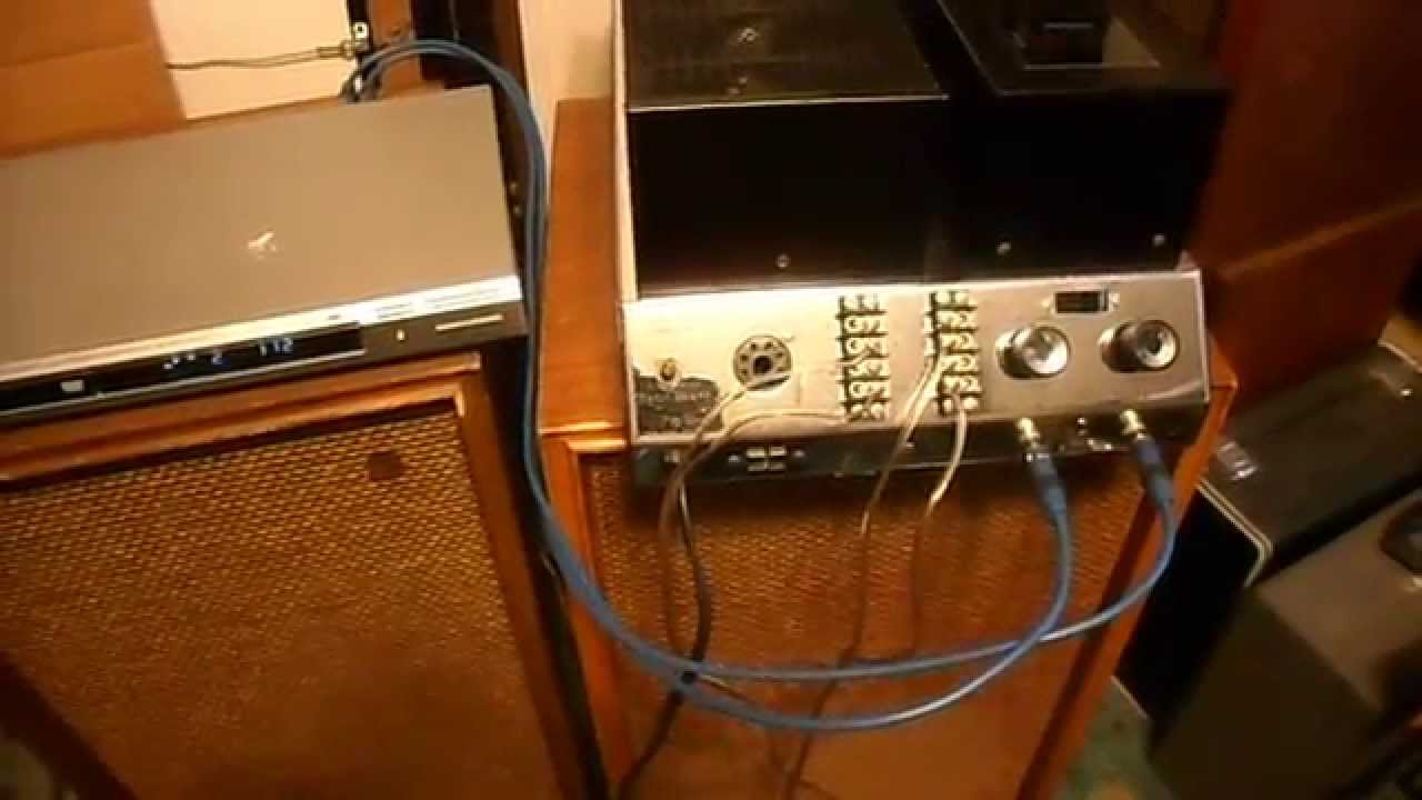 Mcintosh MC 250 stereo amplifier