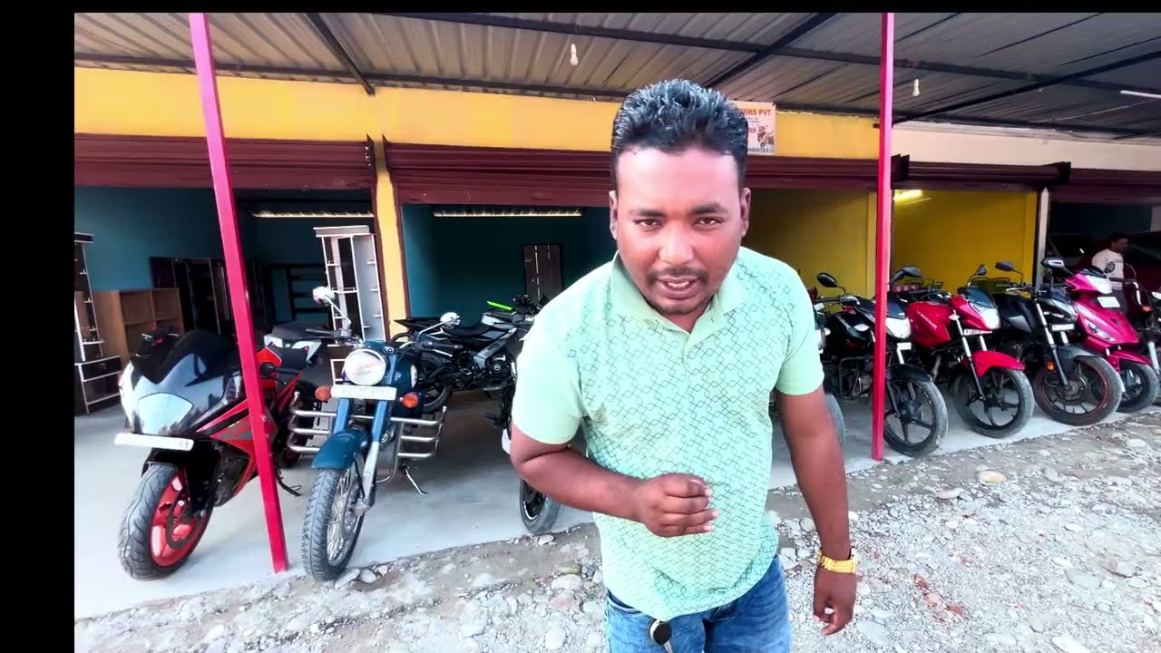 Assam, Lakhimpur Bag Maharaj, second hand bag dealer