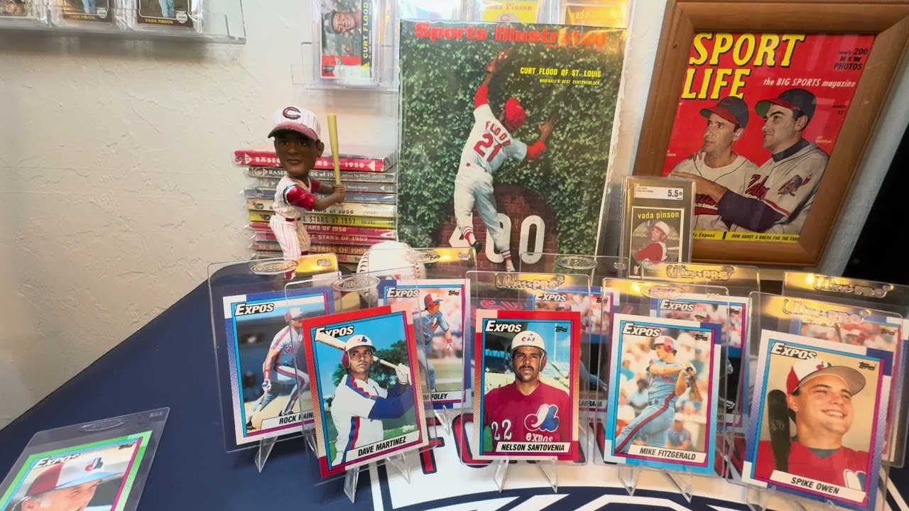 Show #28 Expos Ep #3 Look at the 1989 seasons using 1990 Topps Team set they were 81-81 on the Year