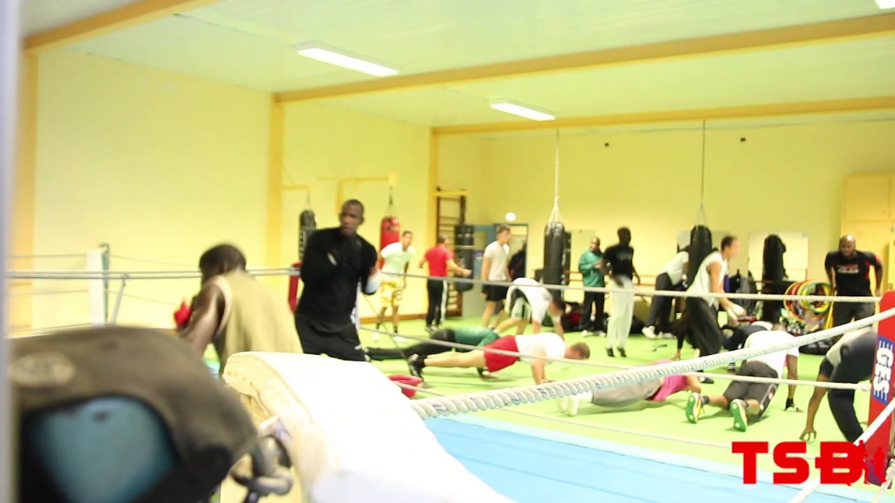 J'irai Boxer Chez Vous - l'AS Corbeil-Essonnes