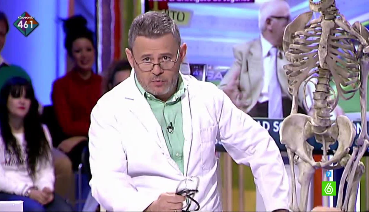 Miki Nadal, como el doctor Jorge Nitales, analiza la lesión de Leo Messi en 'Zapeando'
