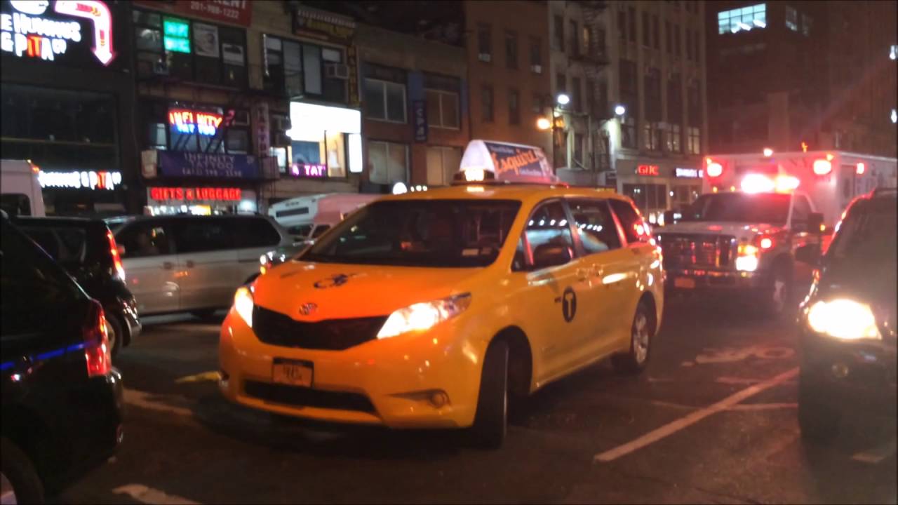 FDNY HAZ TEC AMBULANCE SERIOUSLY STUCK IN TRAFFIC