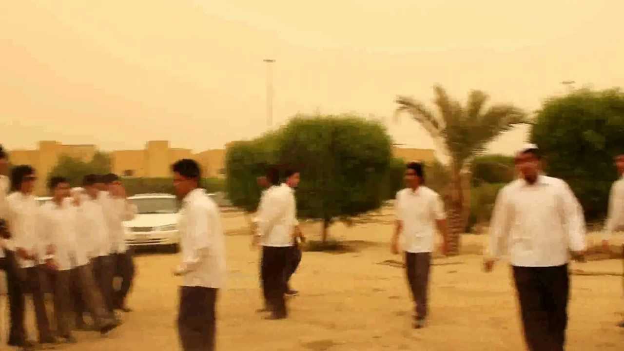 اخر يوم في ثانوية عمر بن الخطاب  بأم الهيمان24-5-2012 (1)