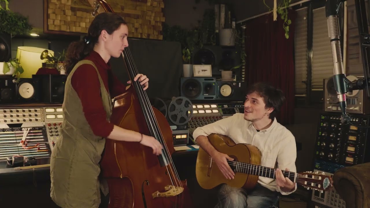 Manu Estrach & Magal&iacute; Datzira - Cartas de amor que se queman (Live Sol de Sants)