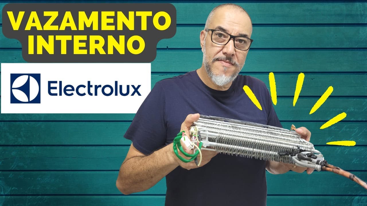 Reparo Vazamento em geladeira, Troca  Tubo de Sucção e Capilar, em Geladeira  Frost Free Electrolux.