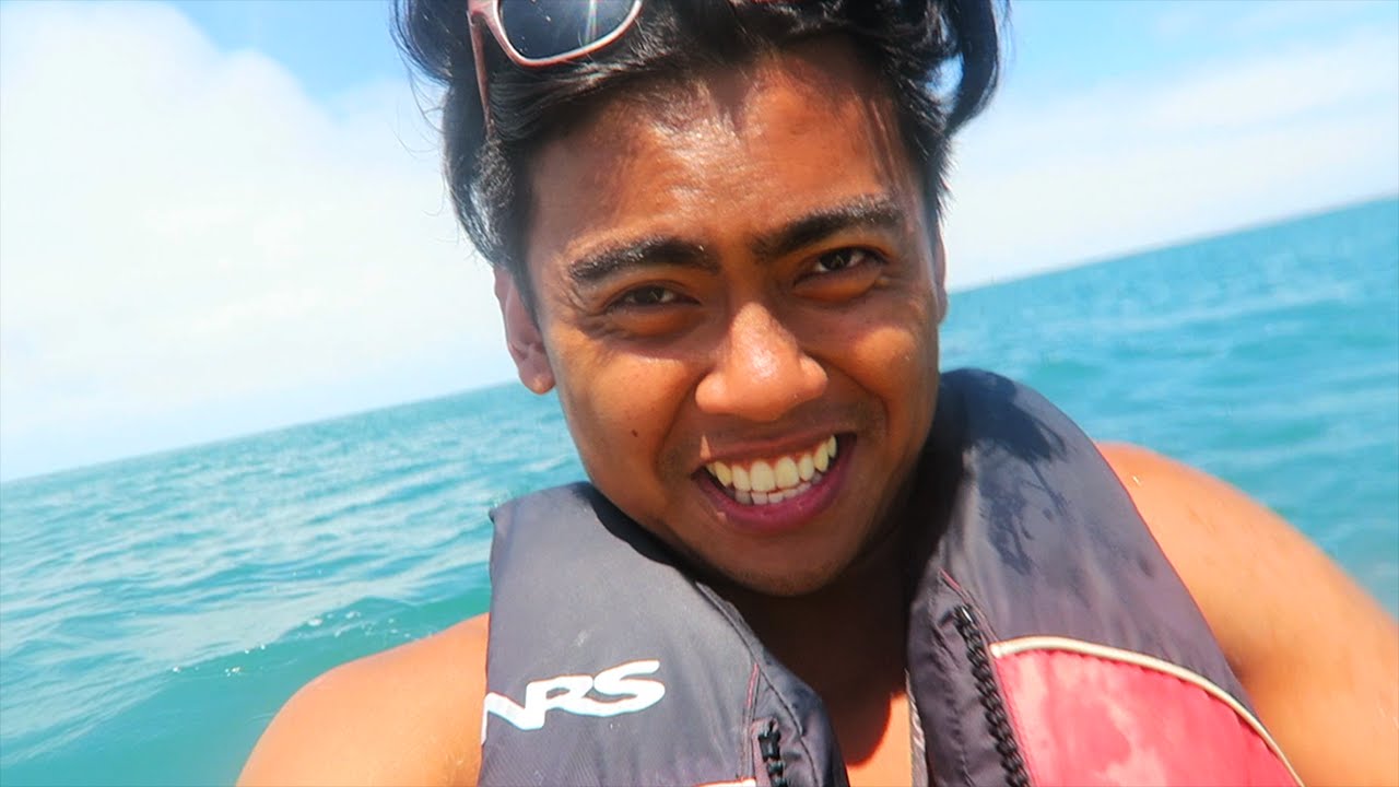 ПОТЕРЯННЫЙ В МОРЕ!