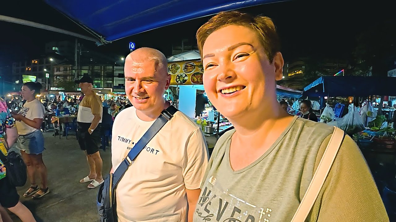 СЧАСТЛИВАЯ жизнь в Таиланде! УДИВЛЯЮСЬ на каждом шагу! Вечерние ХЛОПОТЫ в Паттайе и рынок ЕДЫ! Влог