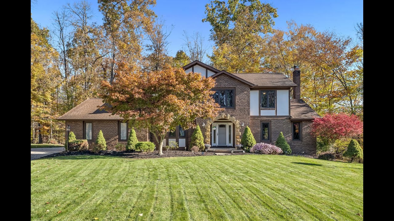 10066 Gatewood Drive, Brecksville Ohio 44141 -  Home For Sale - Video