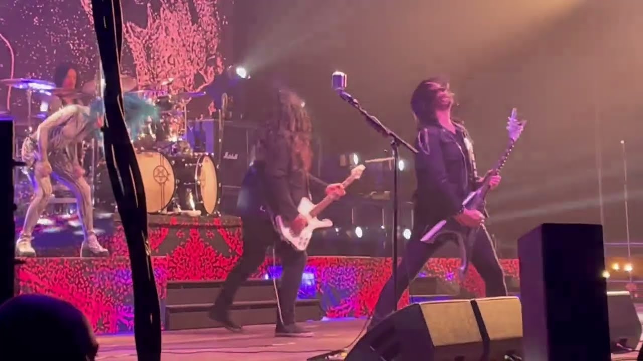 Arch Enemy - House of Mirrors (live @ Den Bosch, Oct. 13, 2024)