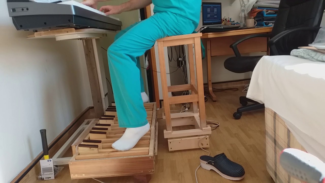 midi organ pedalboard