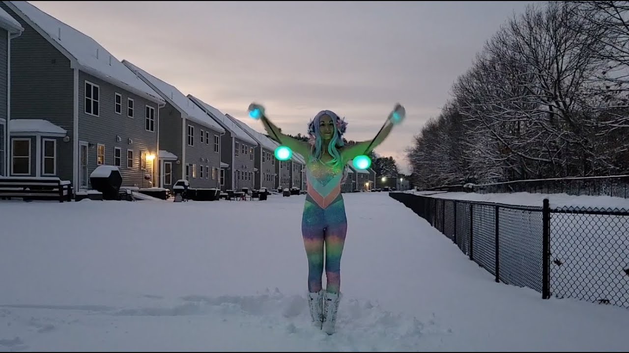 Poi in the Snow