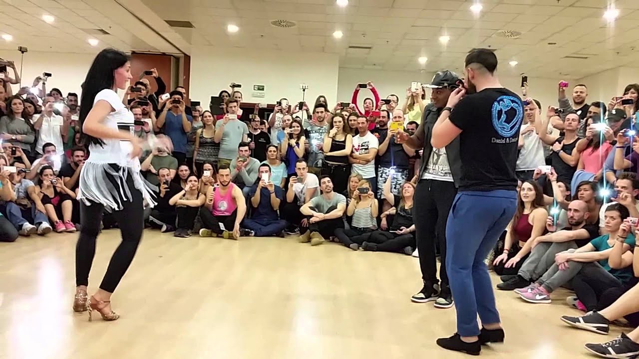 Daniel y Desiree con Ephrem en directo en el Bachatea World Congress