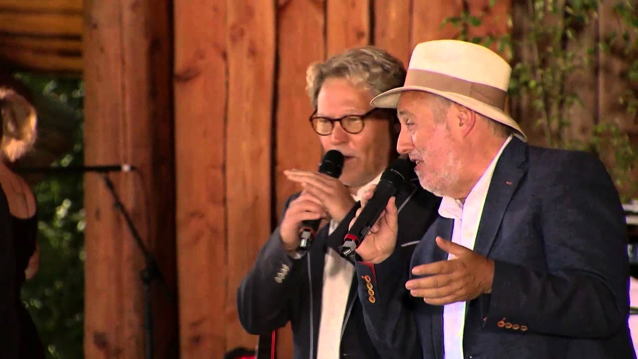 Neighbours and Friends - Timernes Glas