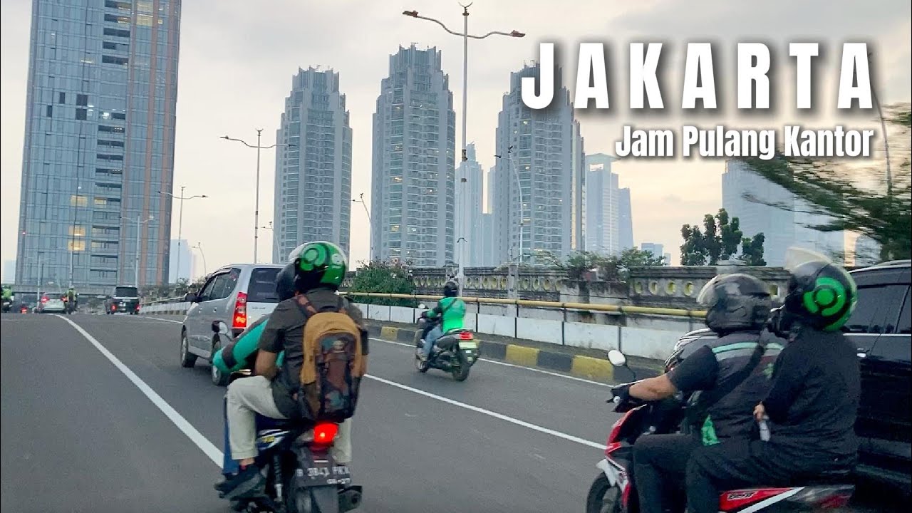 Naik Ojek Online dari Menteng ke Stasiun LRT Dukuh Atas | Sore Hari Jakarta Pusat - INDONESIA