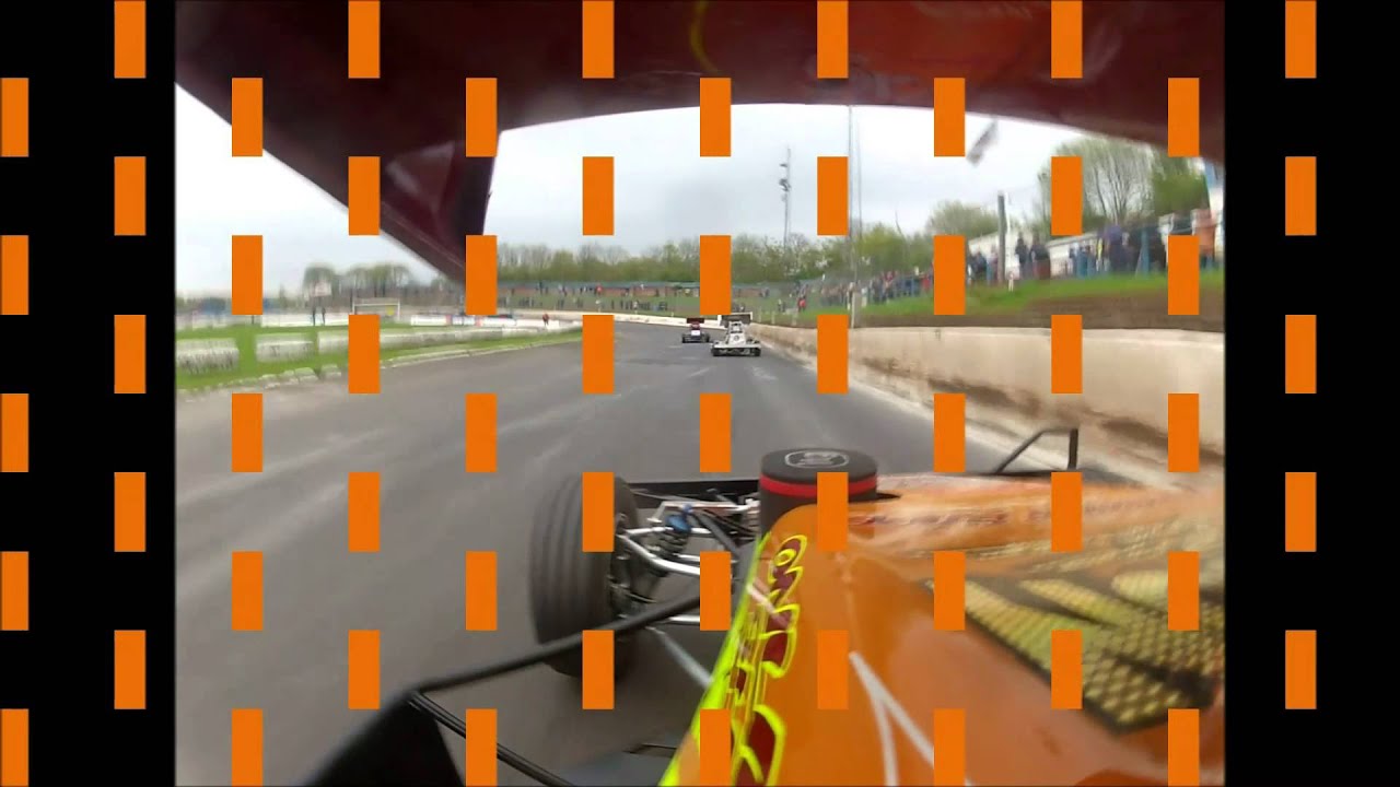 Brisca F2. On board s100 George MacMillan Jr at Cowdenbeath Racewall.  03/05/2014