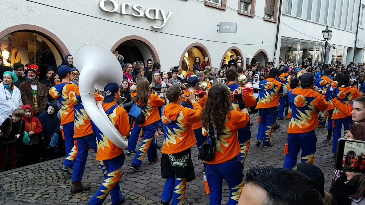 Fasnet Rosenmontagsumzug Freiburg 2017