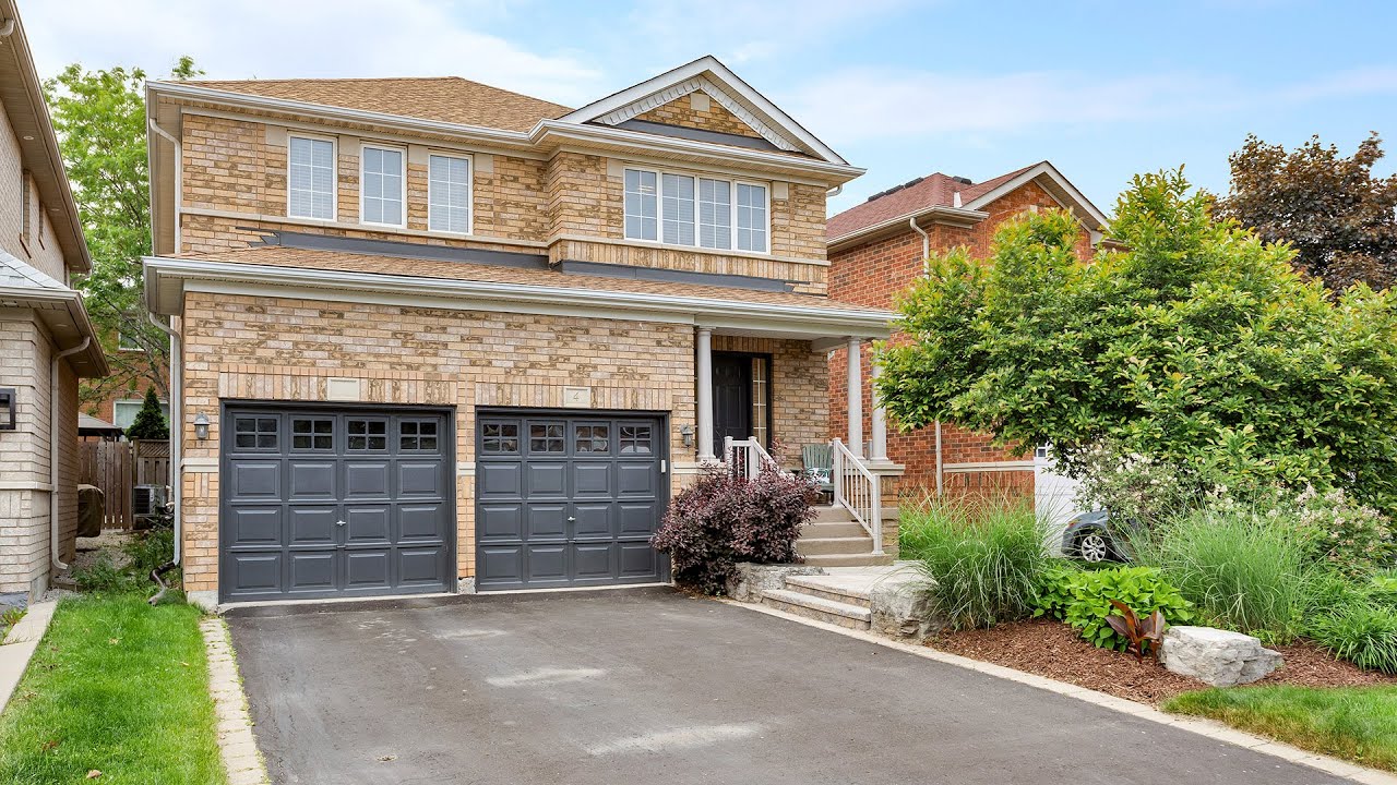 4 Hackmore Gate, Brampton