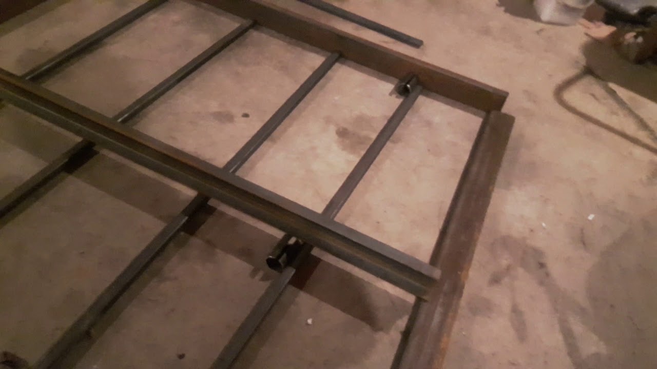 Starting to build a square bale  grapple