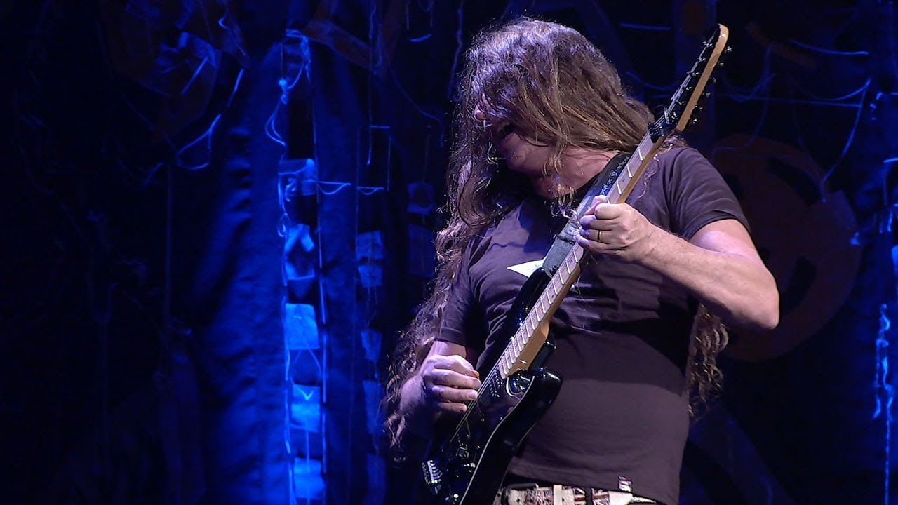 Edu Ardanuy | House full of bullets (Joe Satriani) | Instrumental Sesc Brasil