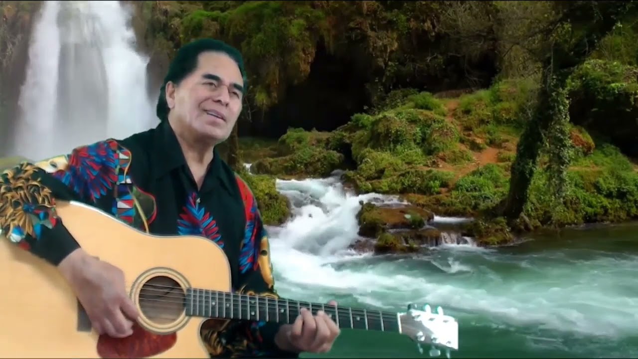 Le'o fakalelea loto 'o Ongo Latu he 'ene hiva'i atu e taha 'ene ngaahi fa'u malie, Love Song!!