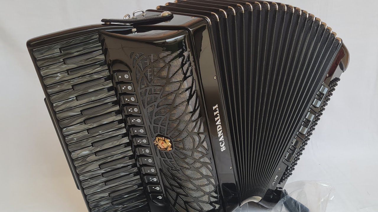 (VENDIDA) Acordeon 120 Baixos Scandalli Super VI AIR Black Nova