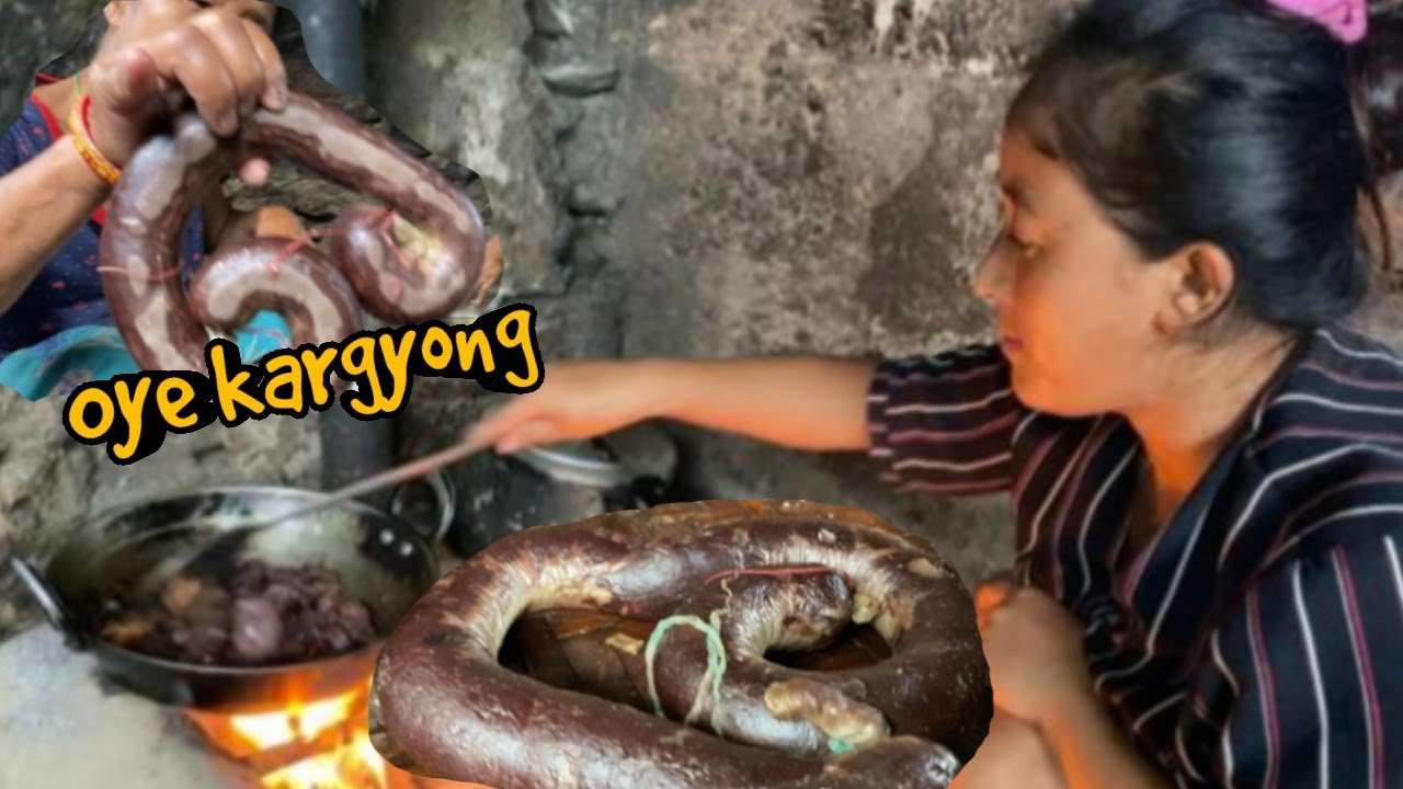 Today vlog pandi hath ko kargyong (sausage)mazadar schedule @Oyevillagelife
