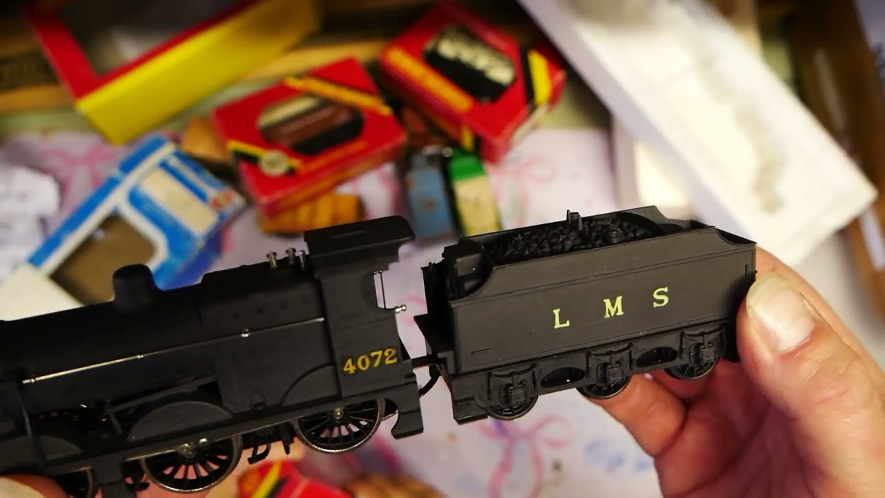 Model Train unboxing 12, mixed lot of wagons, locos and few of vehicles
