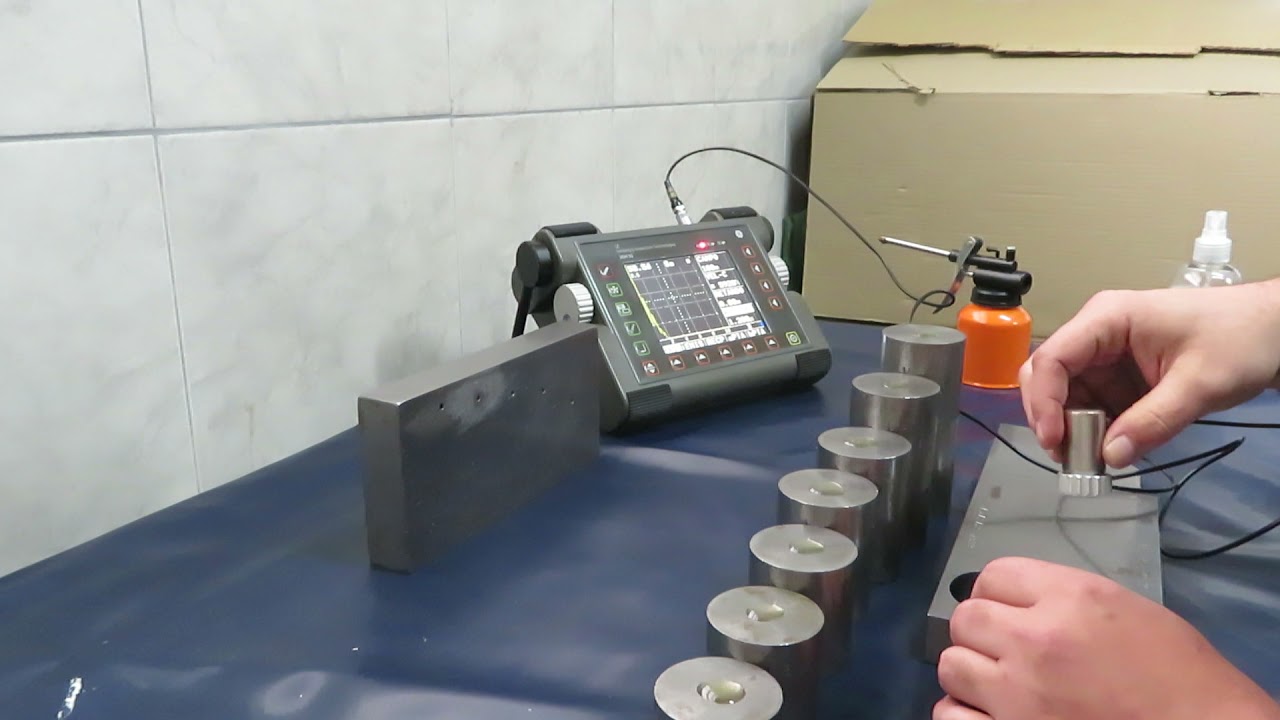 Ajuste de la amplificación con palpador normal curva DAC