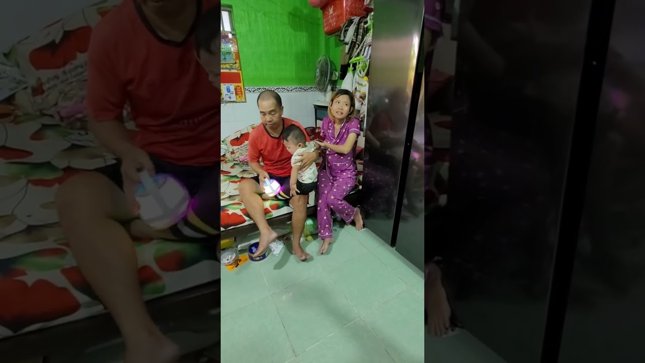 Nga Vô Bếp Làm Món Này Khó Lắm