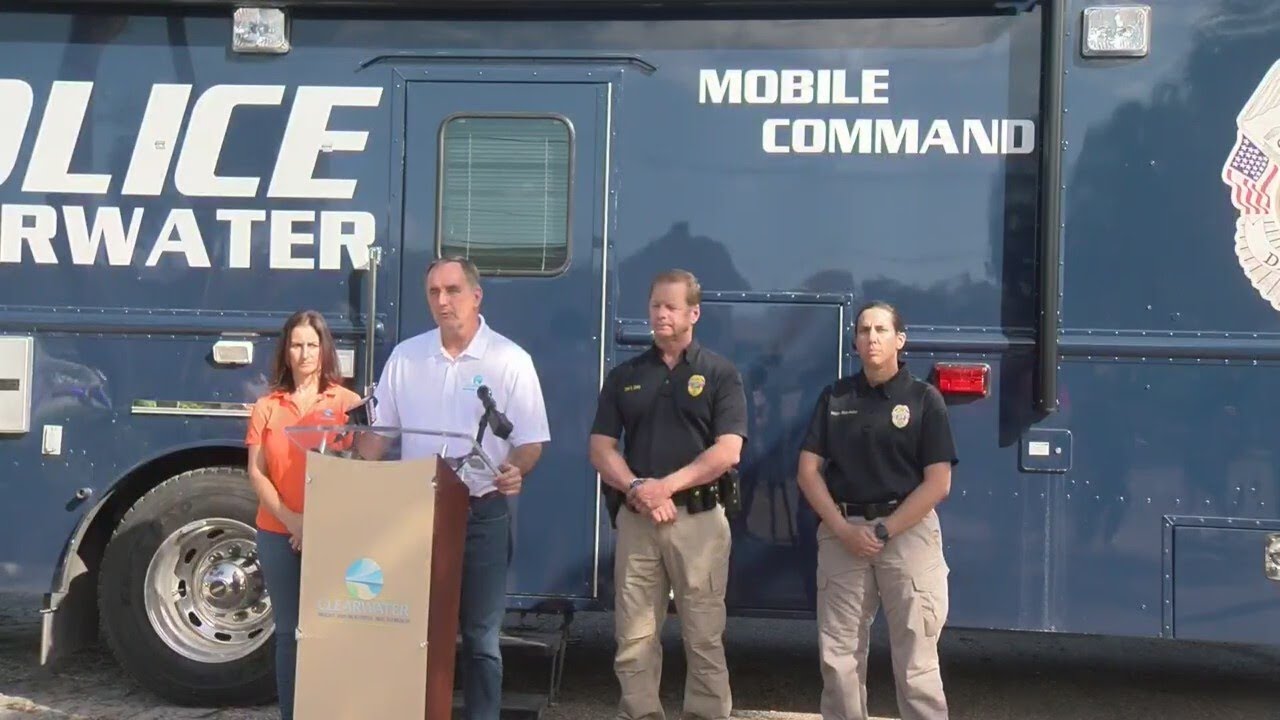 Clearwater Mayor and Police give update on large-scale apartment rescue