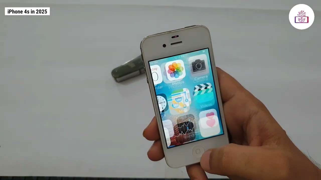 Unboxing iPhone 4s in 2023 – Classic Apple Phone After 12 Years!