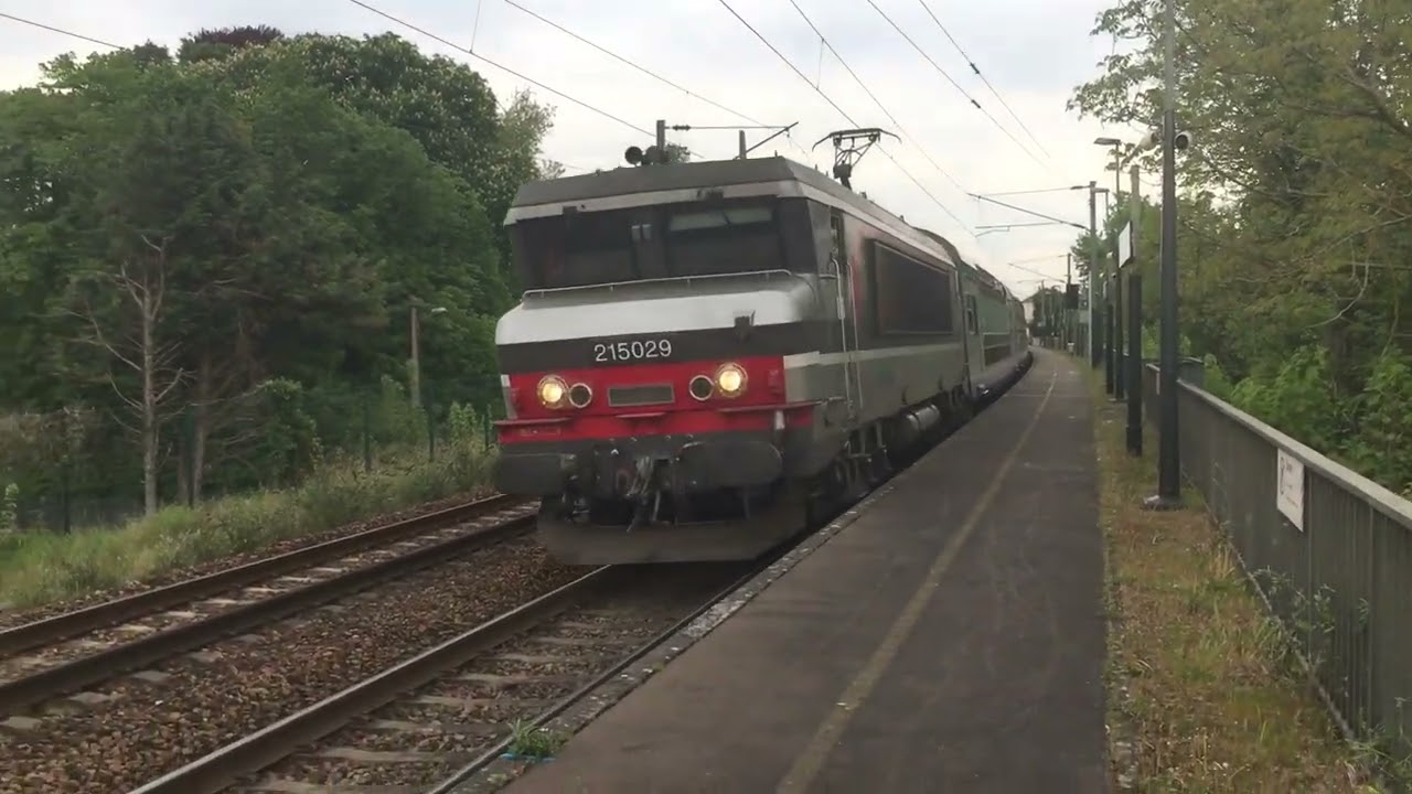 Départ d’une BB 15000 V2N à Rosny sur Seine