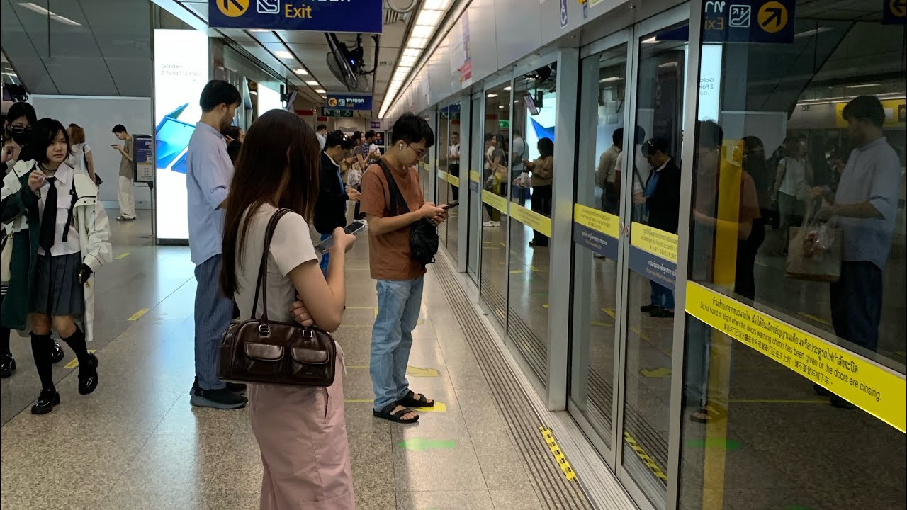 Bangkok MRT line ..