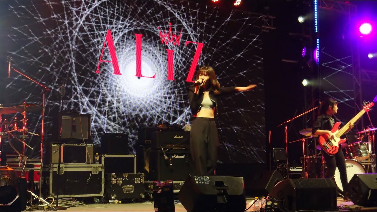 ALIZ @  Teenage Fun มันส์ สุด ทีน ปี 3  #ALIZband  #TeenageFun3 #Leenam