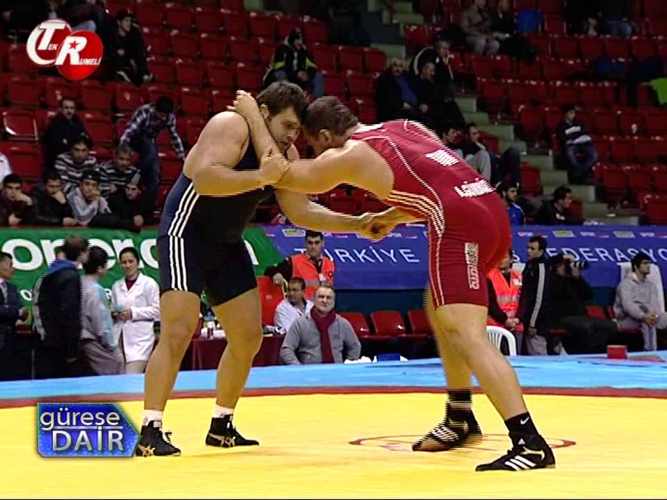 Ali Gürbüz (TUR) - Dimitar Kumchev (BUL) 120 kg.