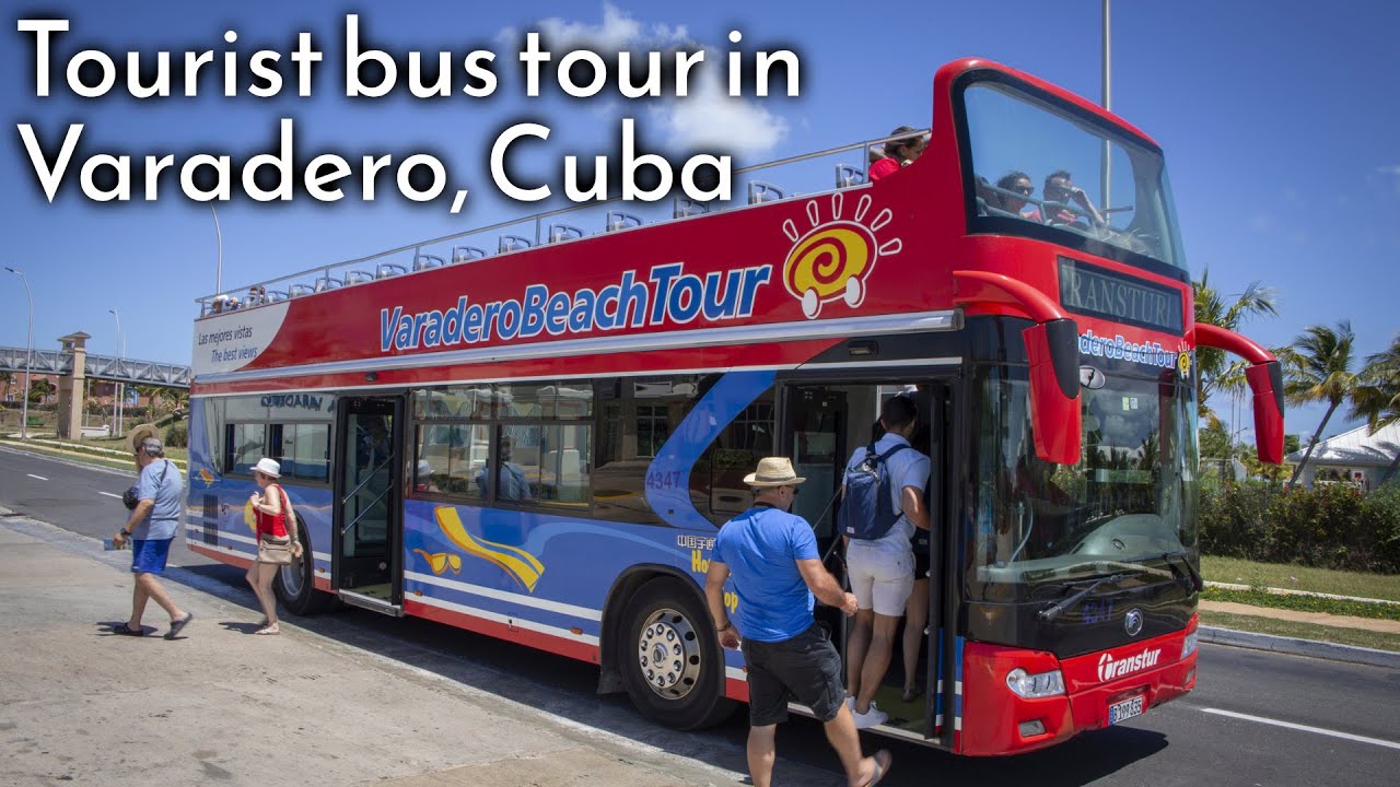 Tour with the sightseeing bus in Varadero, Cuba