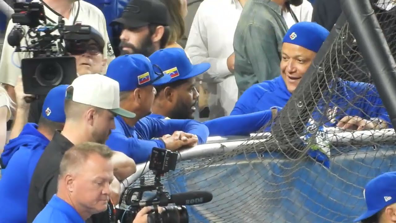 WBC、大谷翔平選手の仲良しのカブレラ兄貴がすごい存在感！コーチとしてのアドバイスもうまそう．まだ現役で出来そうですよね！#wbc #shoheiohtani #venezuela #italia