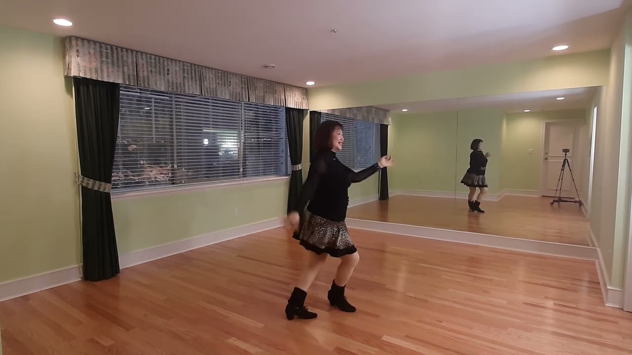 Hands On Me - Line Dancing Demo & Count