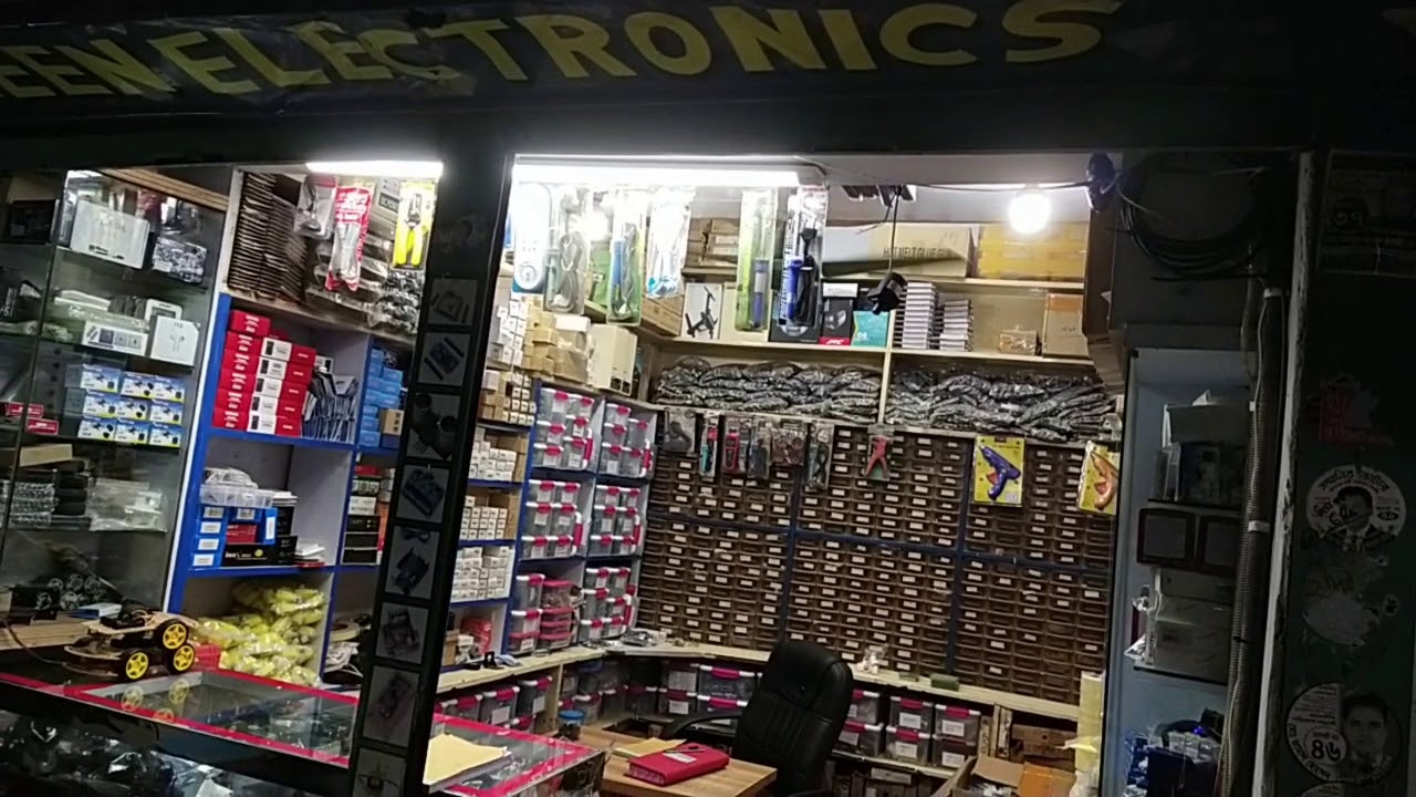 green electronics shop